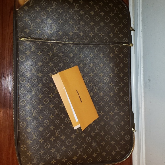 SOLD ON EBAY!! Authentic LV Pegase 70 Vintage - - Picture 7 of 8